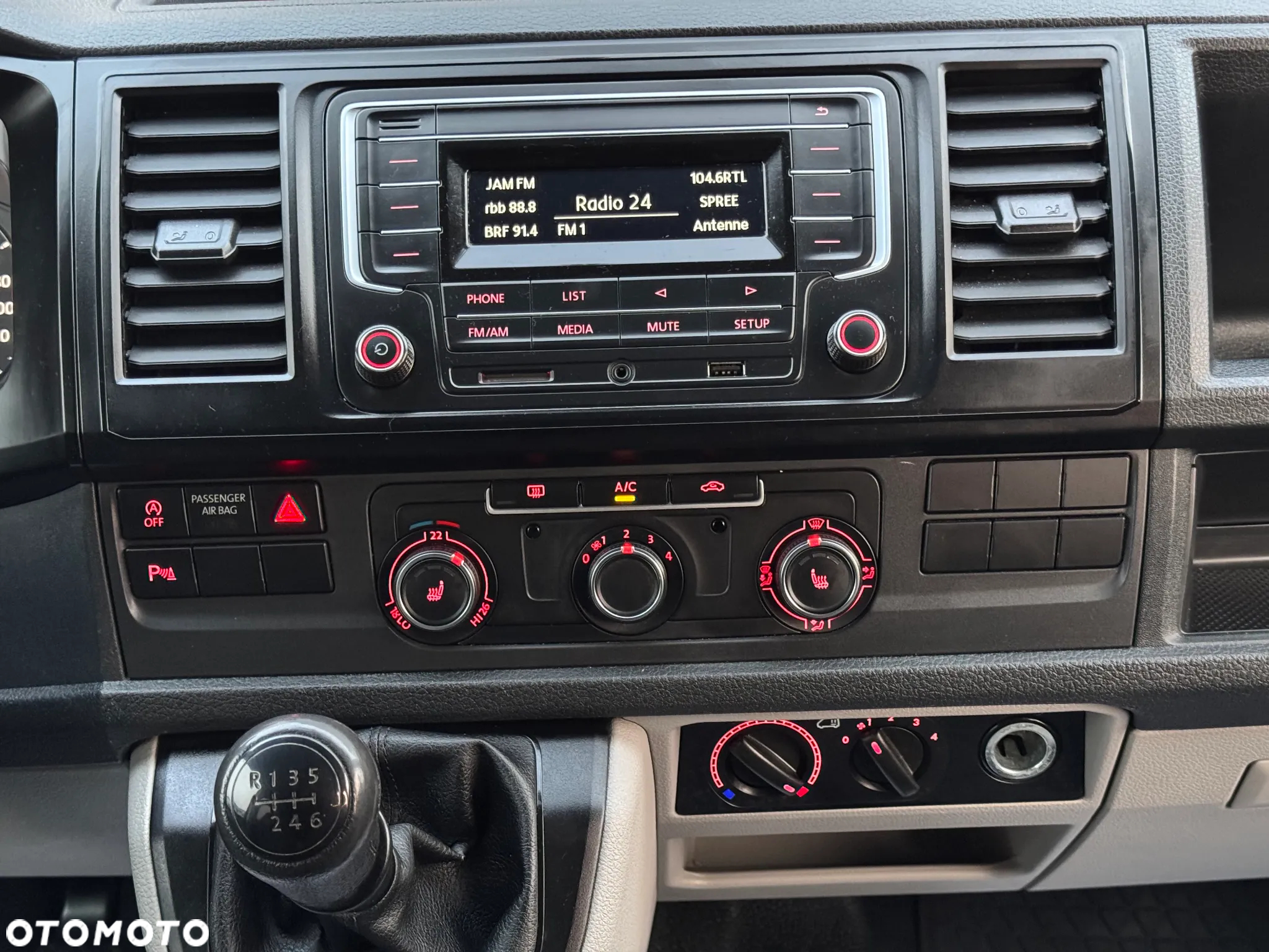 Volkswagen Transporter Caravelle T6.1 Lang Comfortline - 18