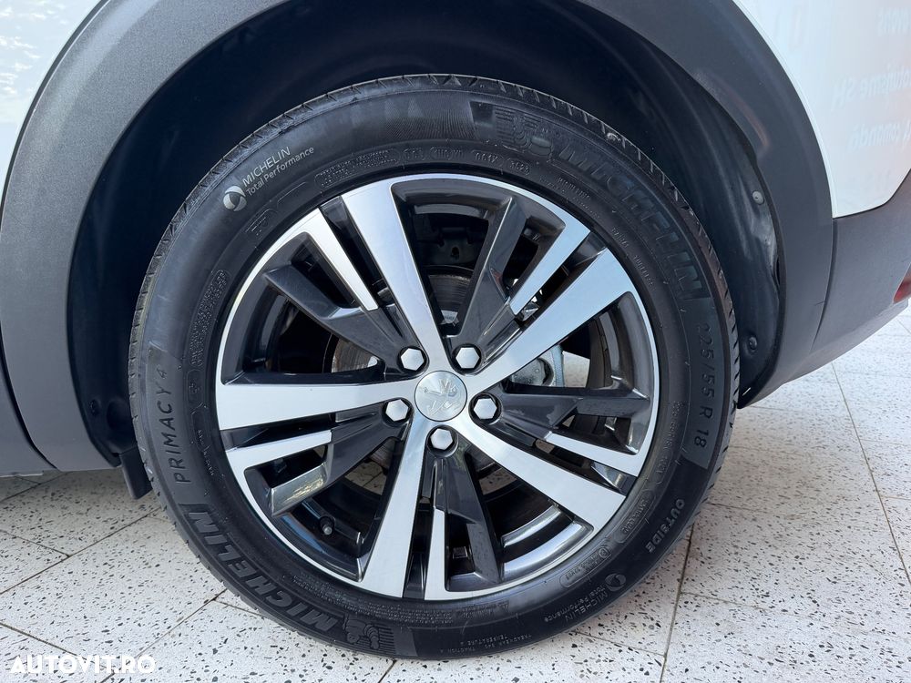 Peugeot 3008 1.2 PureTech 130 EAT8 GT - 7