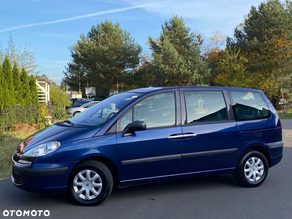 Peugeot 807 2.2 ST - 2