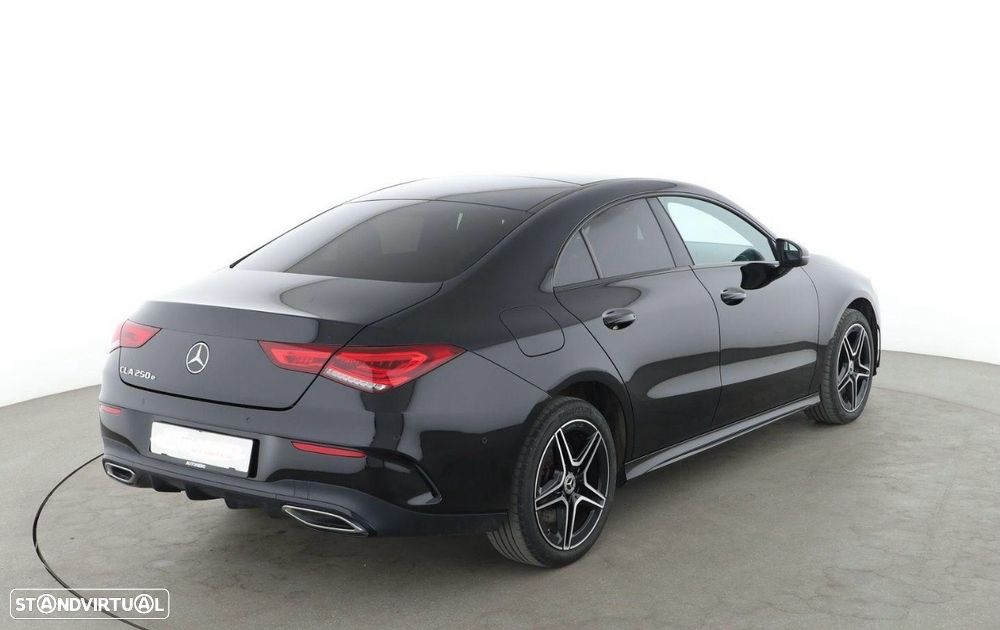 Mercedes-Benz CLA 250 e AMG Line - 9