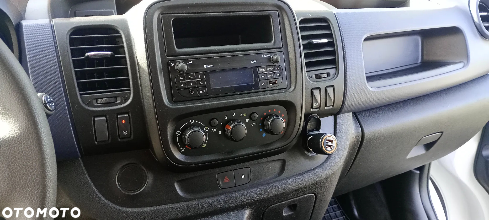 Opel Vivaro-B - 6