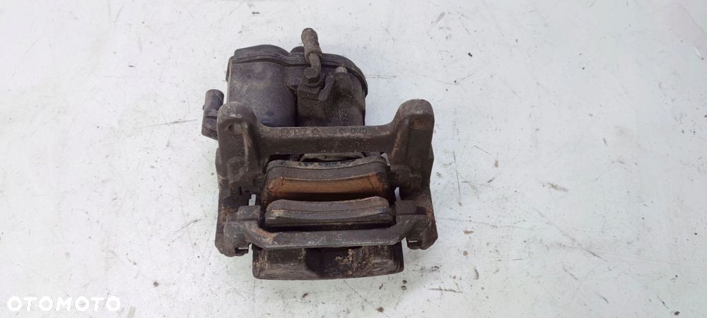 ZACISK HAMULCOWY LEWY TYŁ AUDI A4 B9 A5 8W0405BA - 6