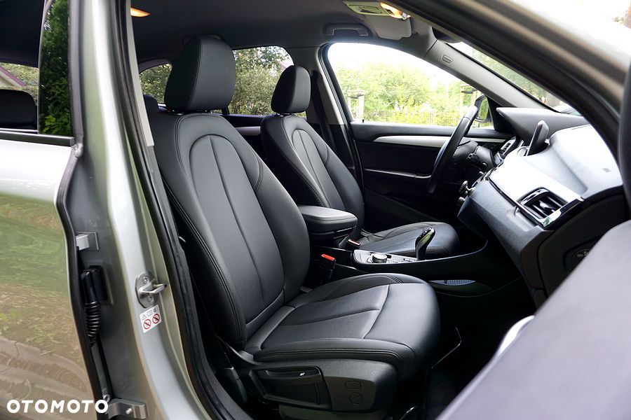 BMW X1 sDrive18d xLine sport - 30