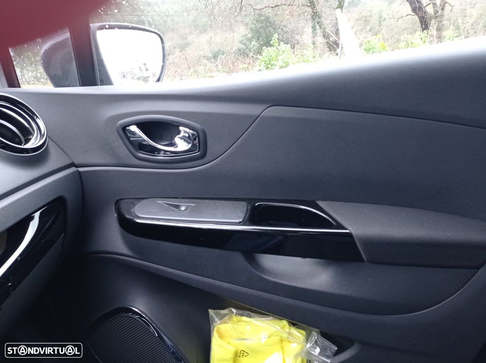 Renault Captur - 11
