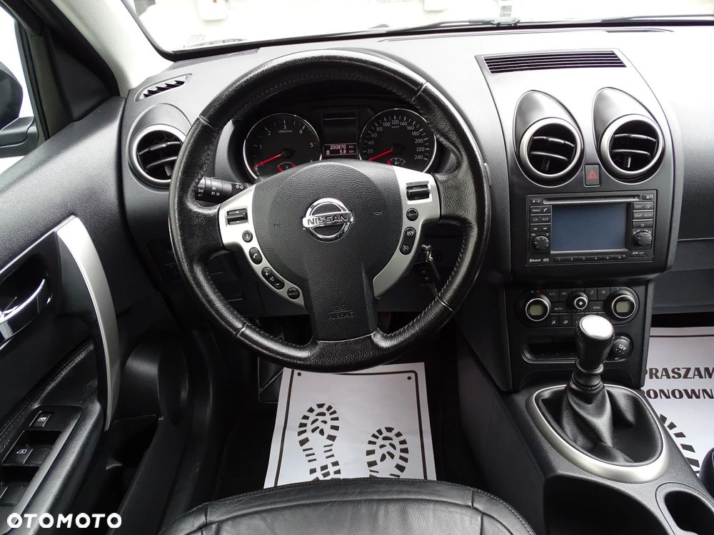 Nissan Qashqai - 10