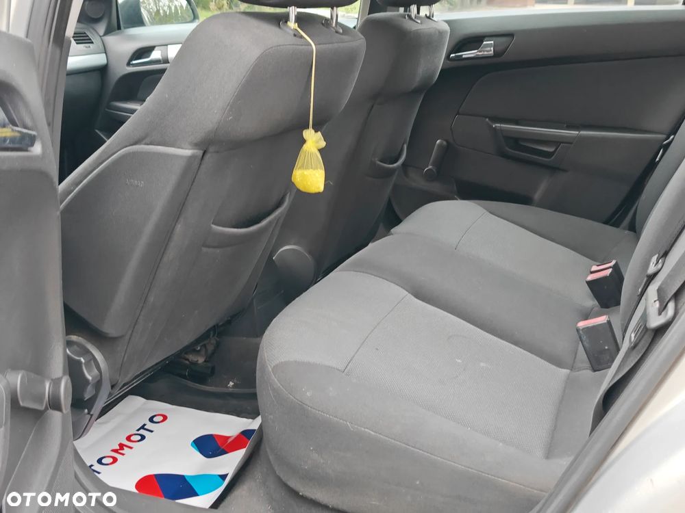 Opel Astra 1.7 CDTI Cosmo - 8