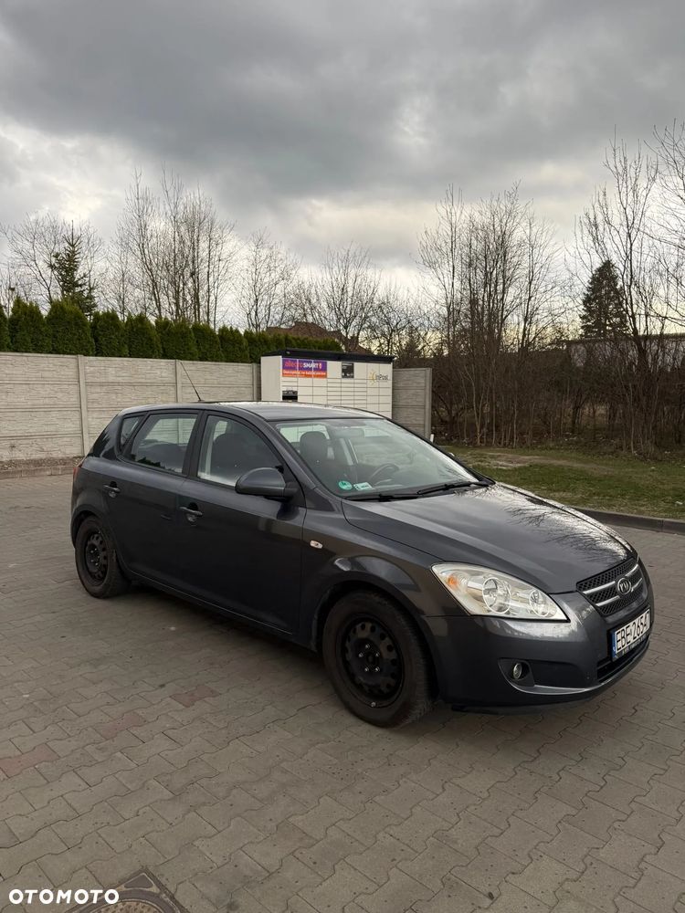 Kia Ceed 1.6 Crdi Optimum + - 30