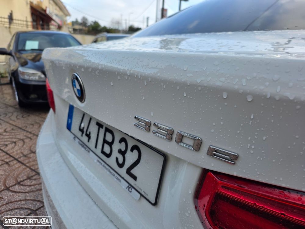 BMW 330 e iPerformance Line Sport - 9