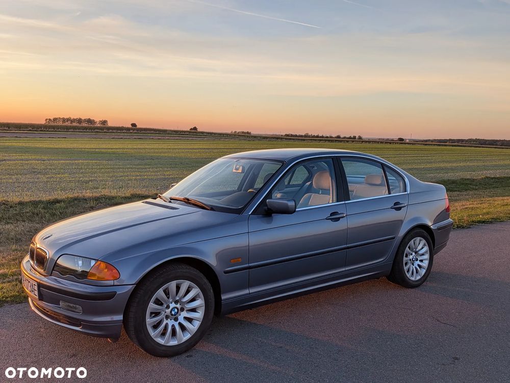 BMW Seria 3 - 10