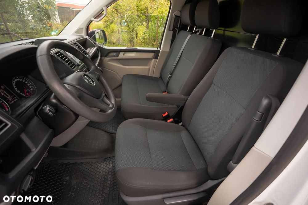 Volkswagen T6 Transporter - 17