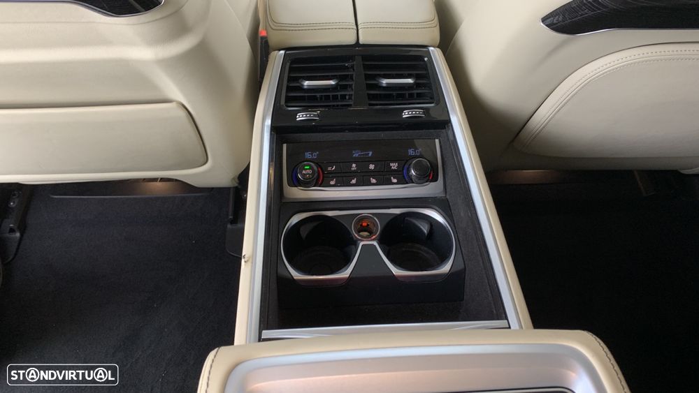 BMW 740 Le xDrive iPerformance Pack M - 11