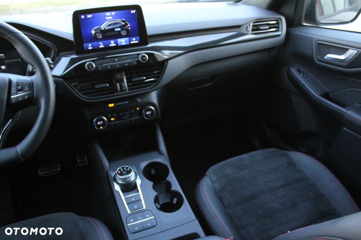 Ford Kuga 2.5P PHEV FWD ST-Line X - 32