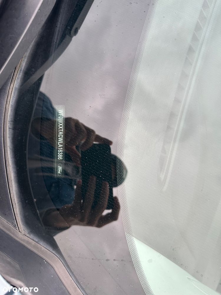 Ford TRANSIT COURIER - 24