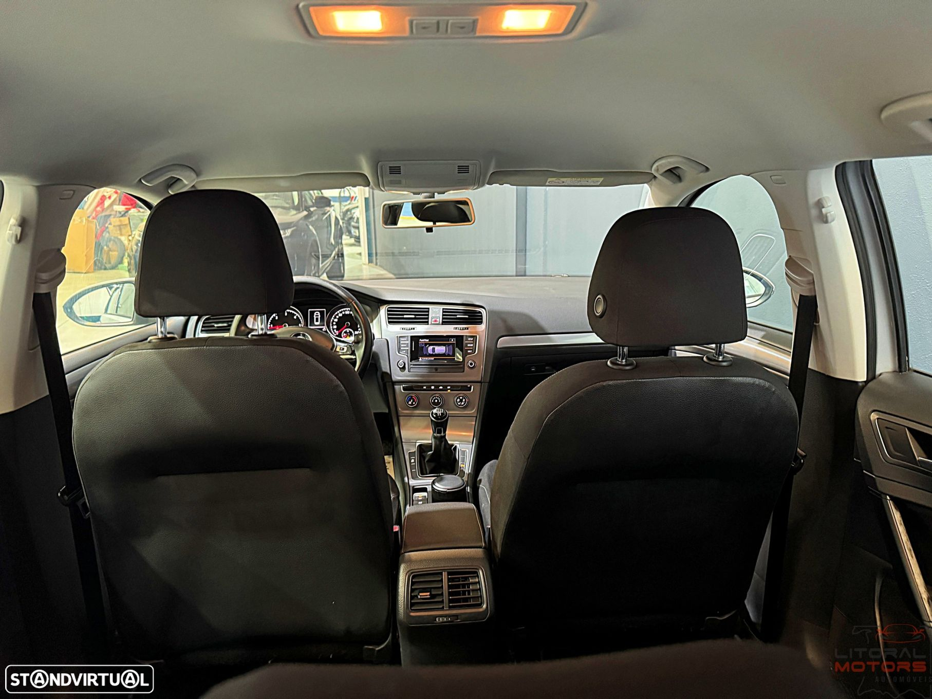 VW Golf Variant 1.6 TDi Confortline - 31