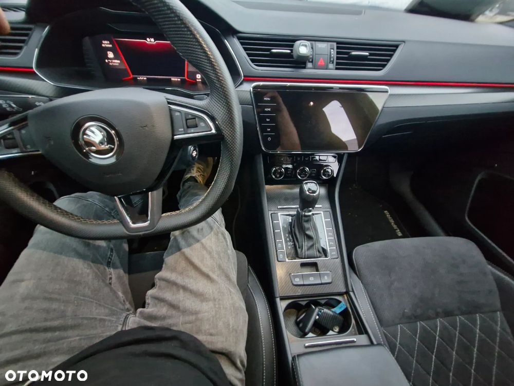 Skoda Superb - 32