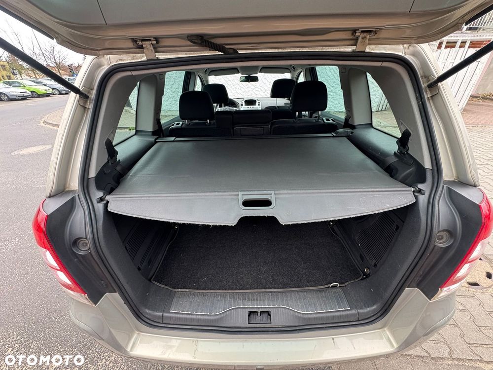 Opel Zafira 1.6 111 - 9