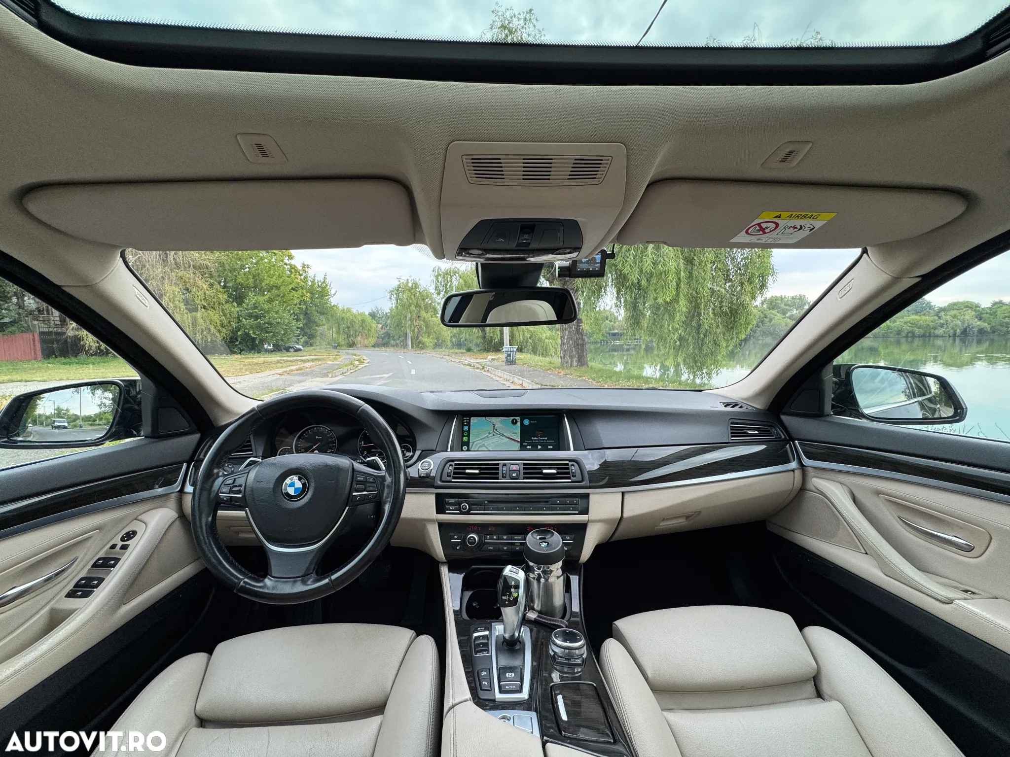 BMW Seria 5 520d xDrive - 7