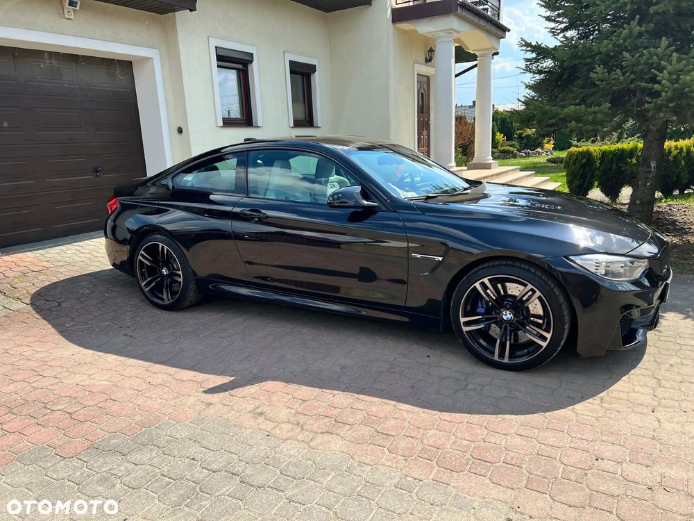 BMW M4 DKG - 5