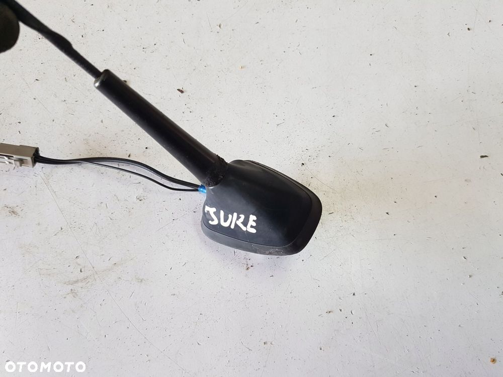NISSAN JUKE I F15 LIFT 14-19r ANTENA DACHOWA RADIA - 2
