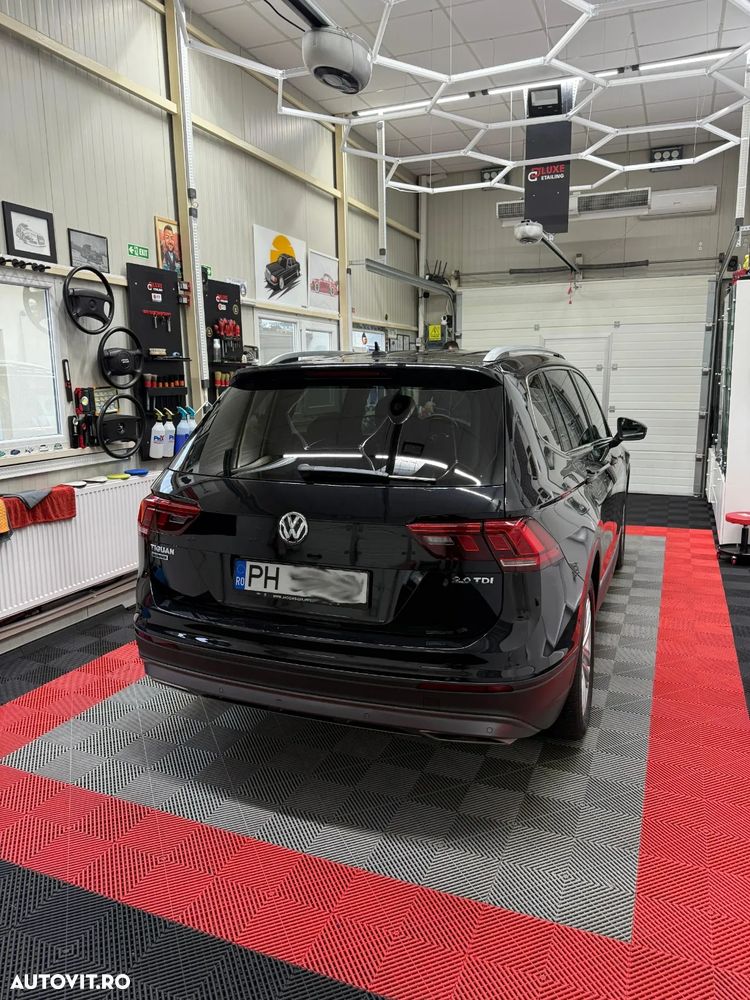 Volkswagen Tiguan - 7