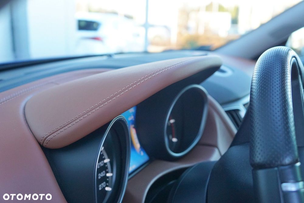 Maserati Levante Diesel Granlusso - 18