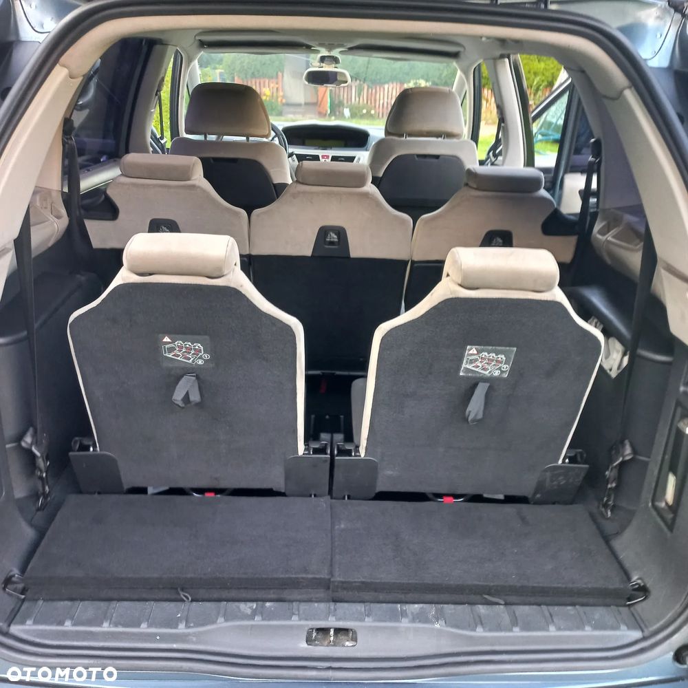 Citroën C4 Grand Picasso - 12