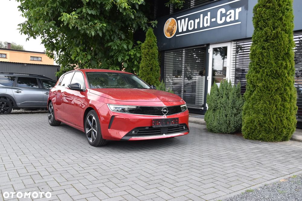 Opel Astra 1.6 T Plug-in Hybrid Elegance - 1