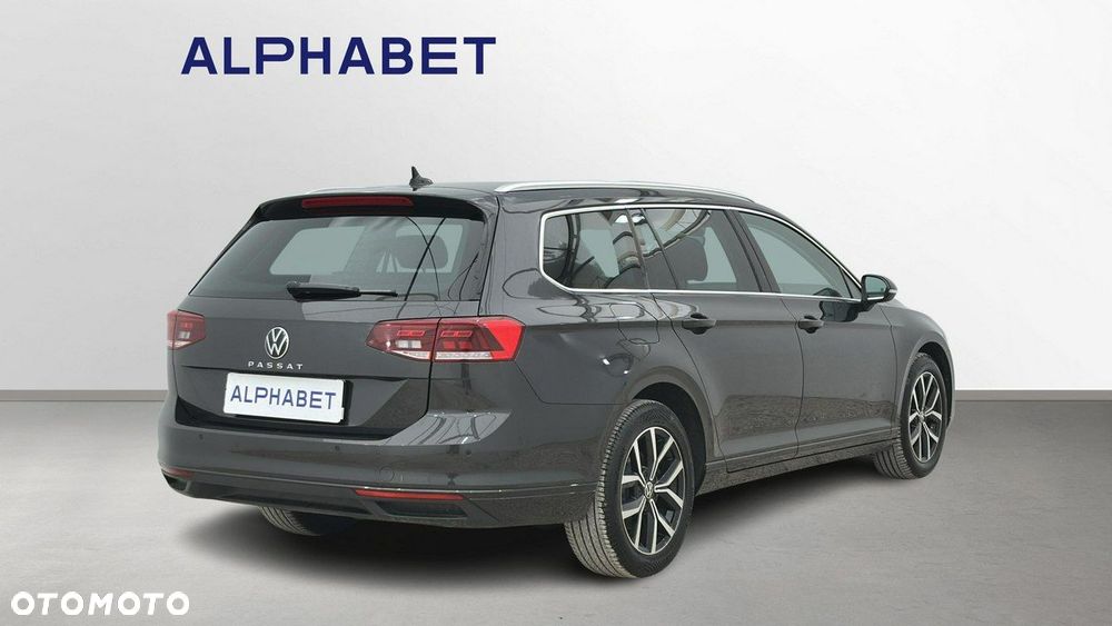 Volkswagen Passat - 6