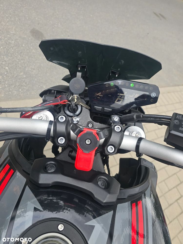 Yamaha MT - 10