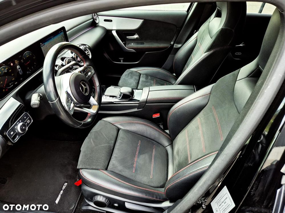 Mercedes-Benz Klasa A 180 d AMG Line 7G-DCT - 14