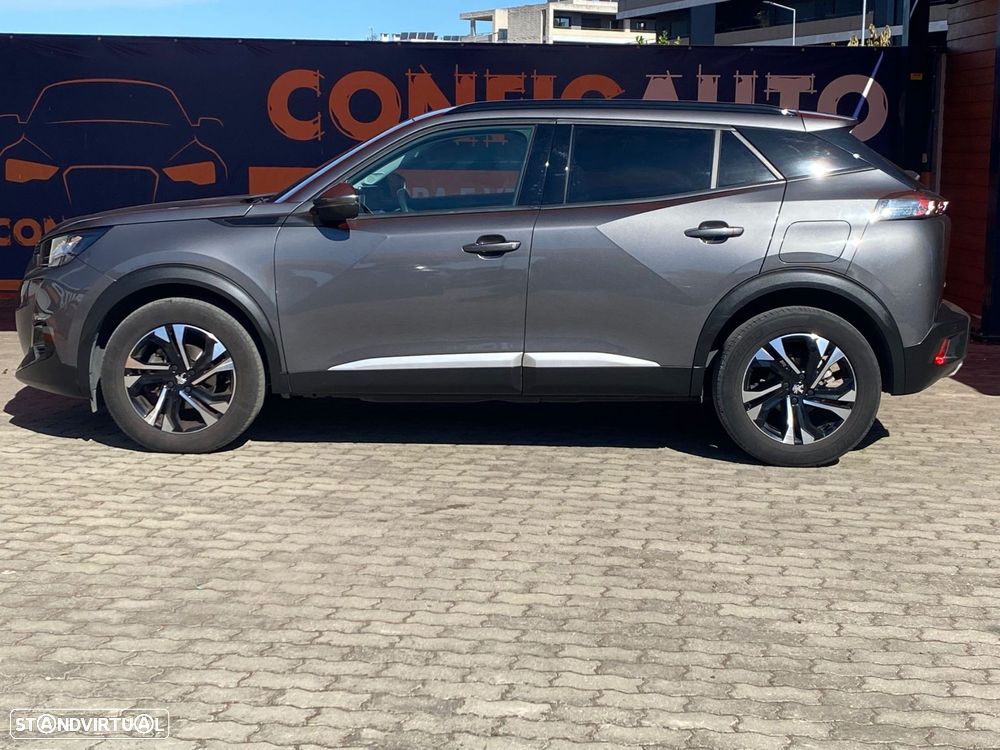 Peugeot 2008 1.2 PureTech Allure EAT8 - 4