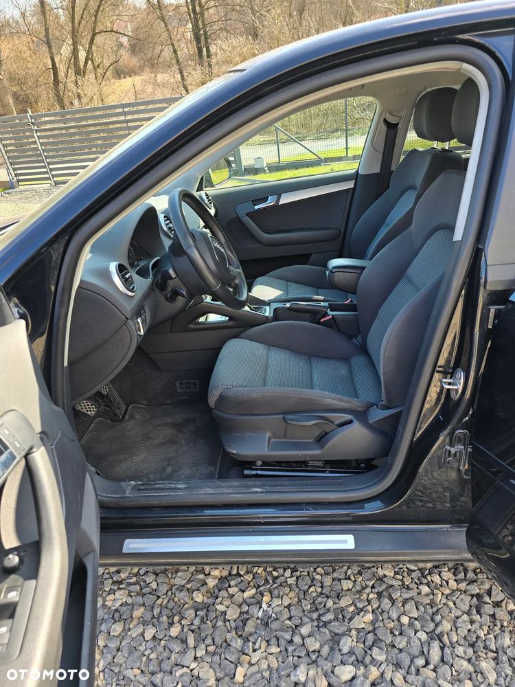 Audi A3 Sportback 1.6 Ambition - 9