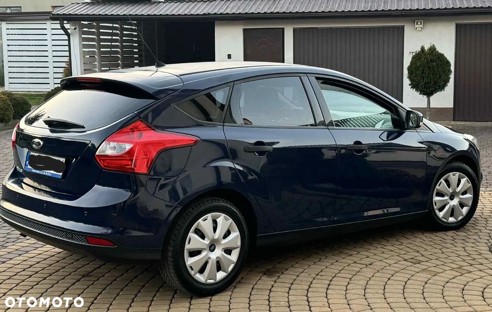 Ford Focus 1.6 Ambiente Start - 3