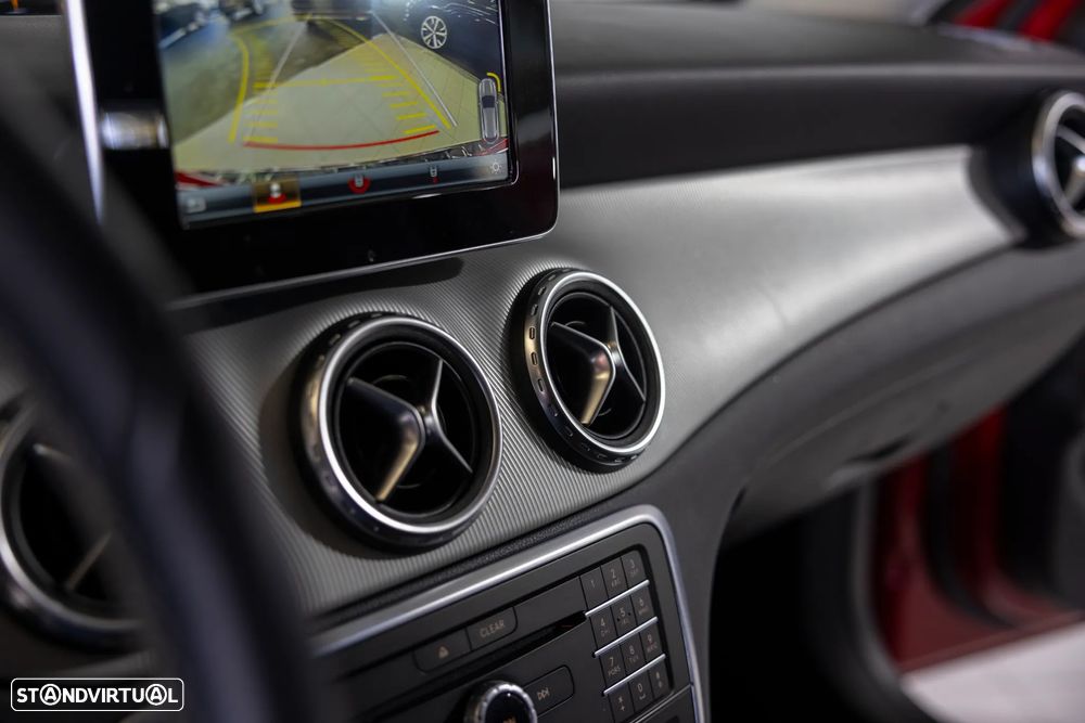 Mercedes-Benz GLA 180 (CDI) d Urban - 20