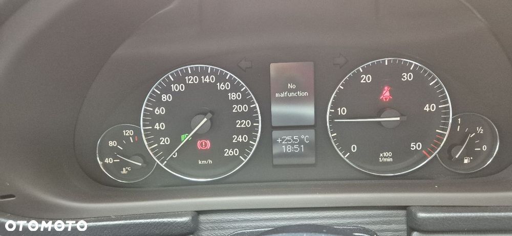 Mercedes-Benz Klasa C 220 CDI Avantgarde Sport Edition - 12