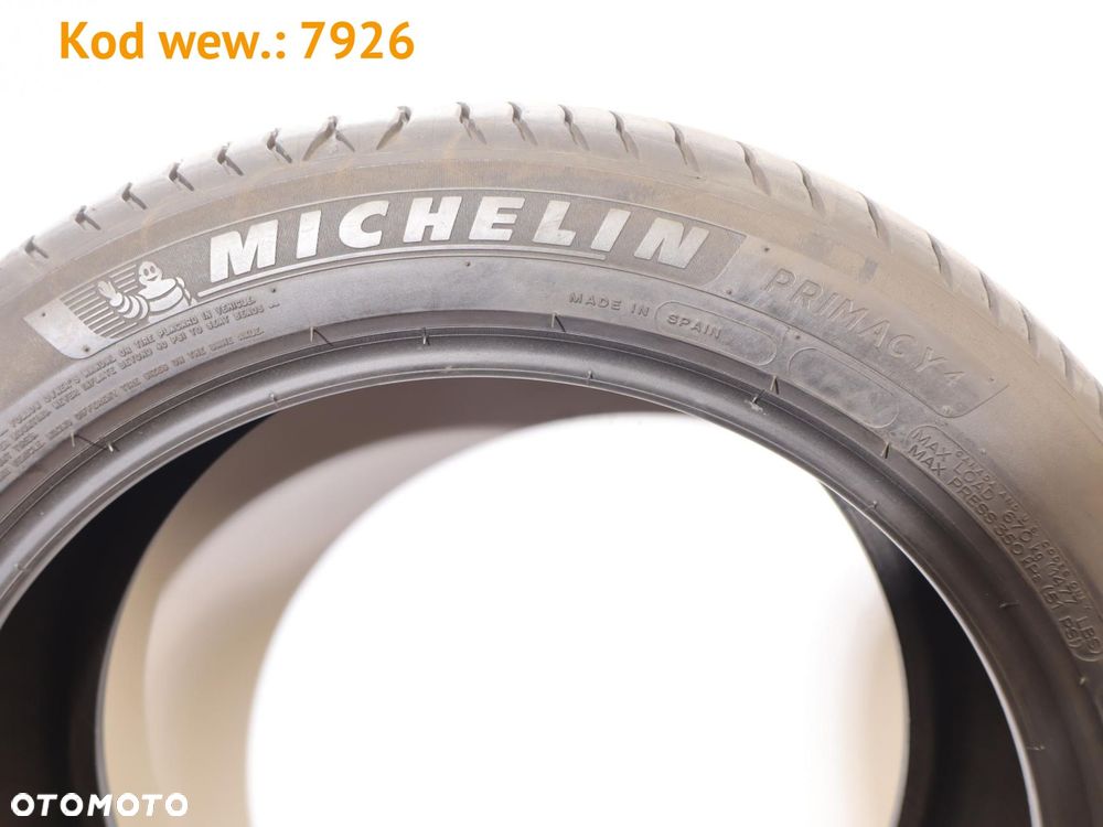 Michelin Primacy 4 - 235/45 R17 - 5