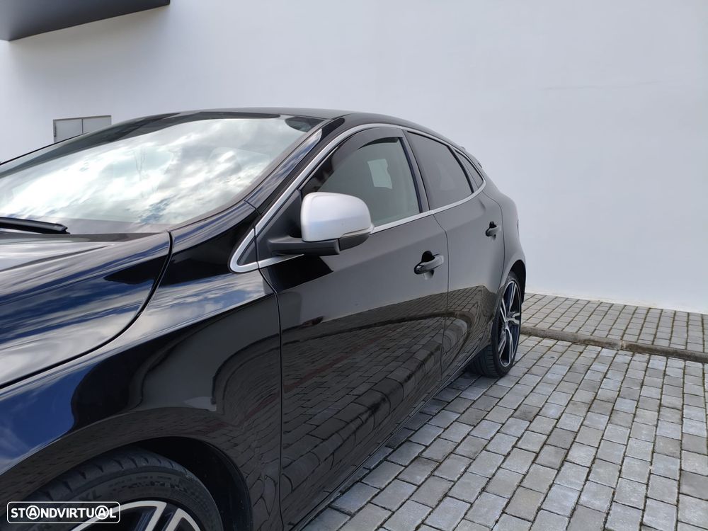 Volvo V40 D4 RDesign - 10