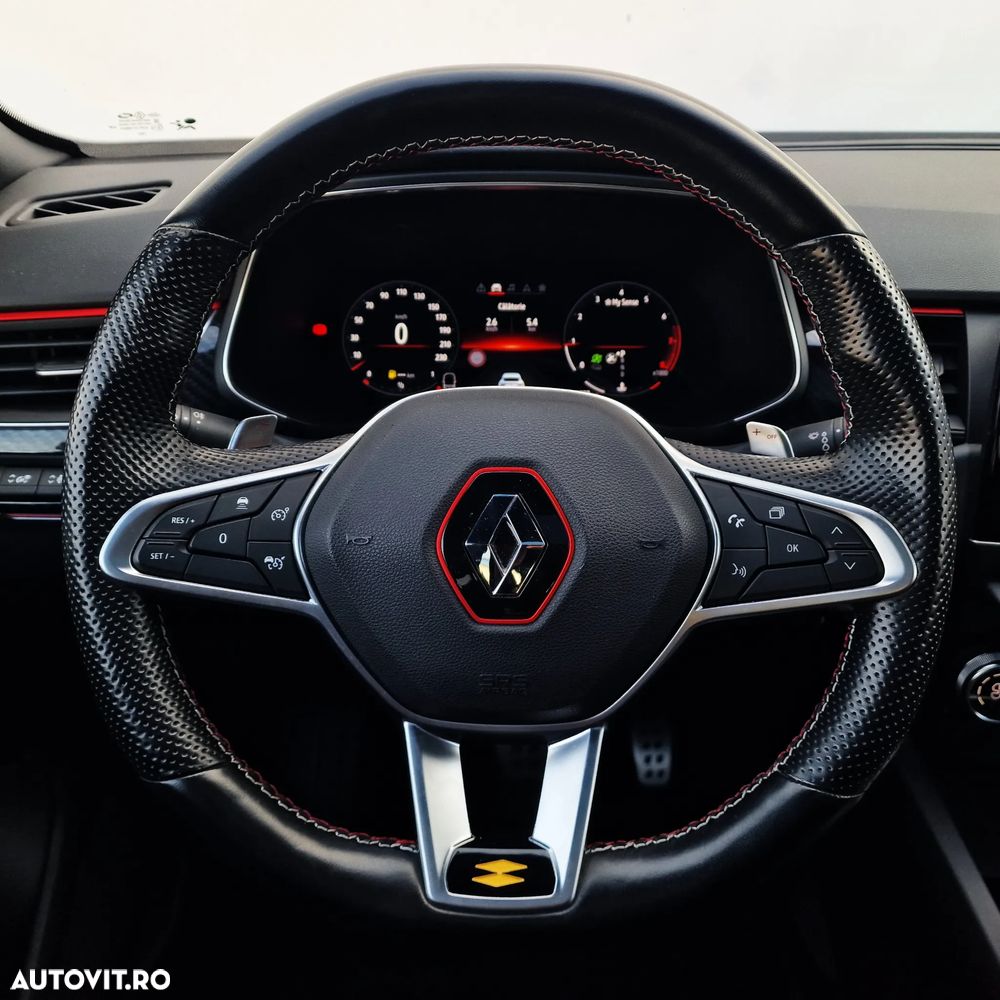 Renault Arkana MHEV 160 EDC RS Line - 16