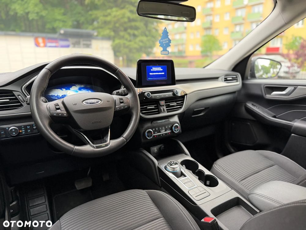 Ford Kuga 2.0 EcoBlue 4x4 TITANIUM - 27