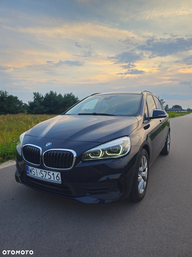 BMW Seria 2 218d - 1