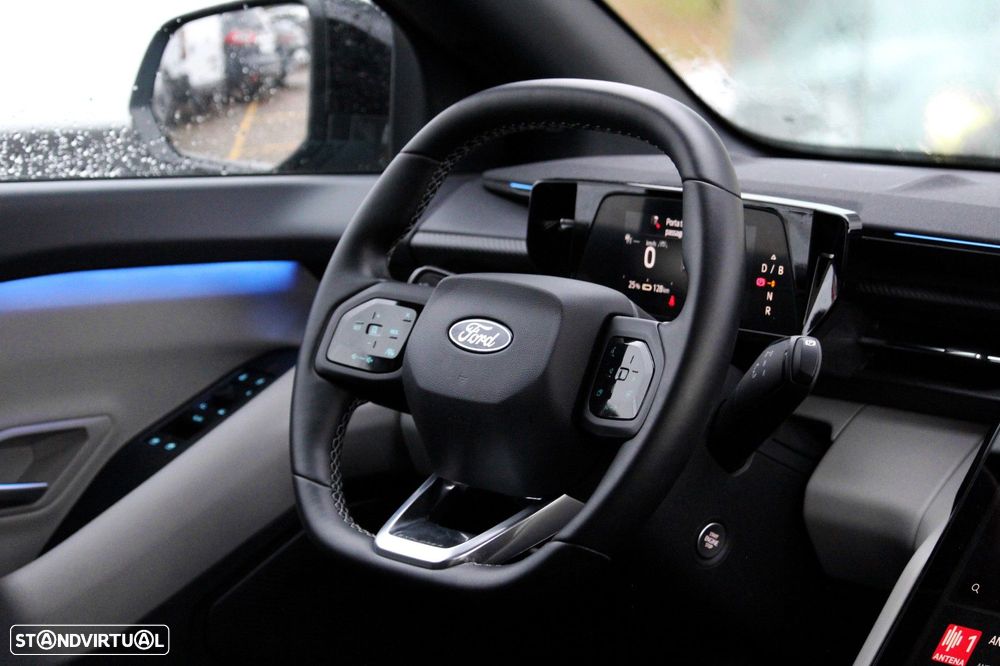 Ford Explorer 77 kWh Premium - 29