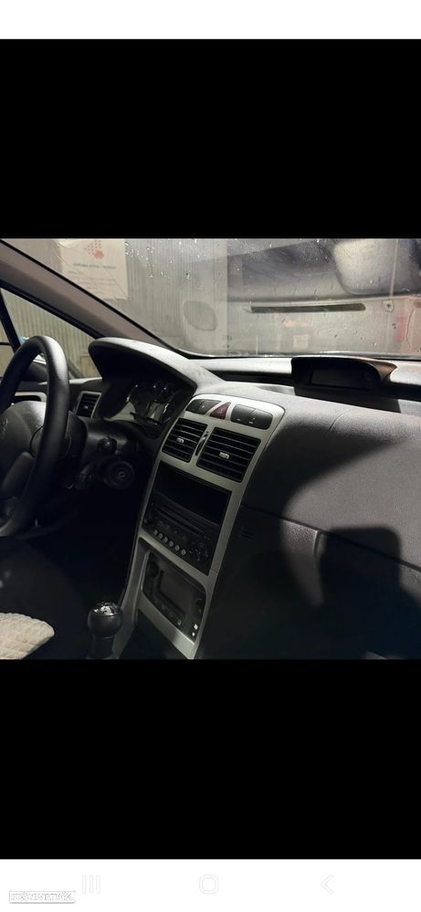 Peugeot 307 SW 1.6 HDi Black & Silver - 4