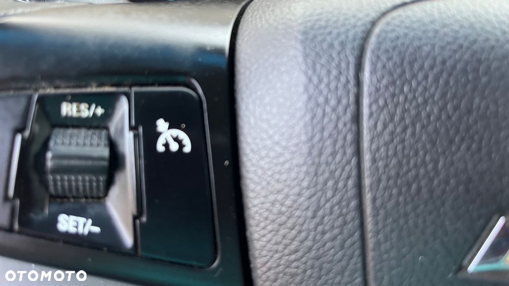 Chevrolet Orlando - 19