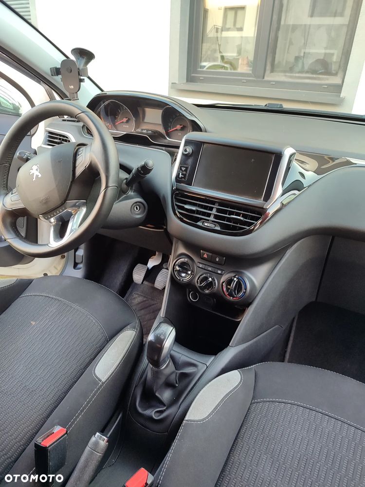 Peugeot 208 1.2 PureTech Active - 7
