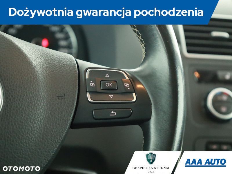 Volkswagen Touran - 20