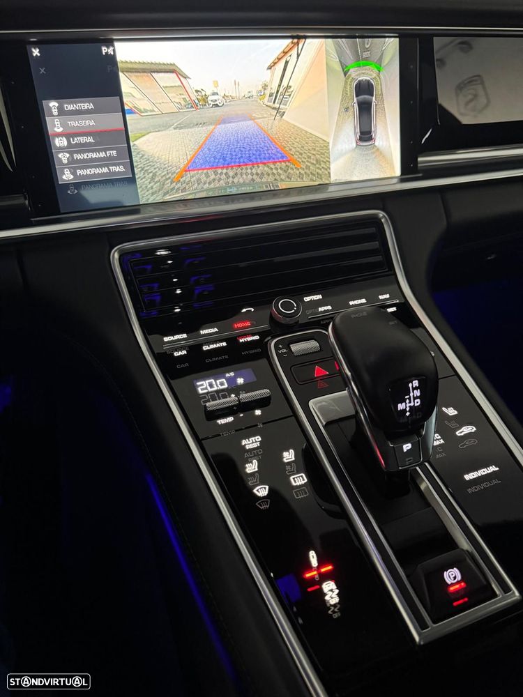 Porsche Panamera Sport Turismo - 22