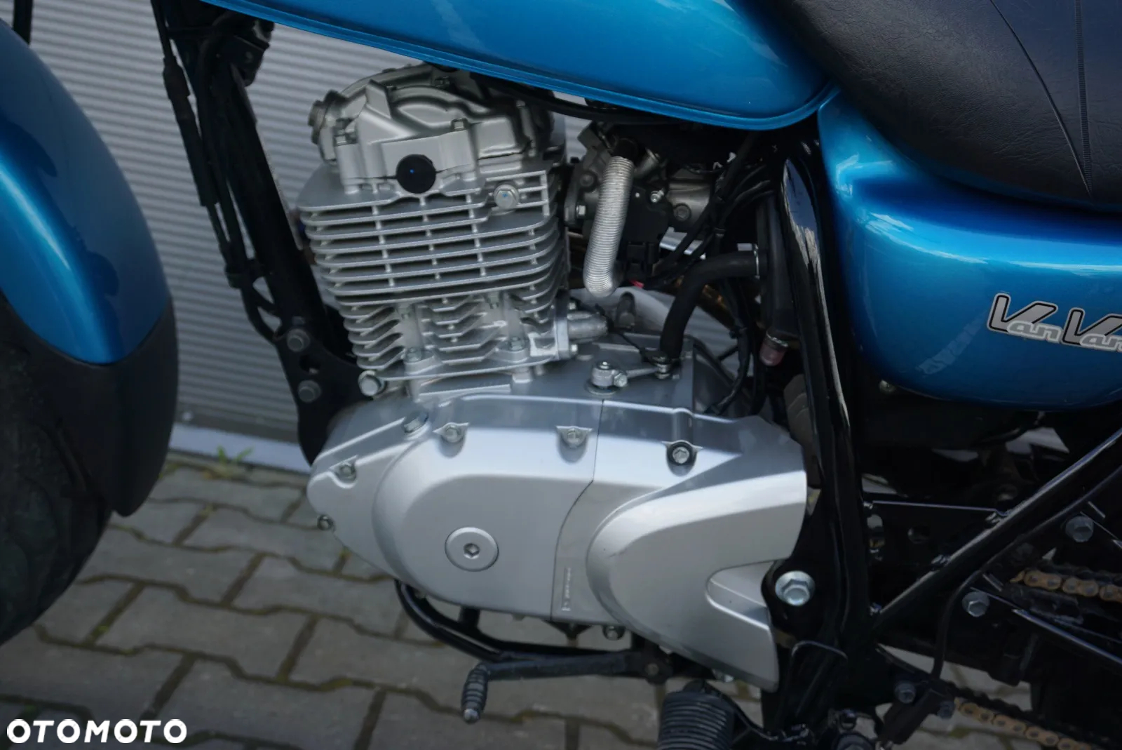 Suzuki RV - 7