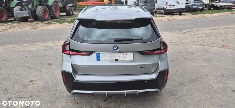 BMW X1 xDrive25e sport - 8