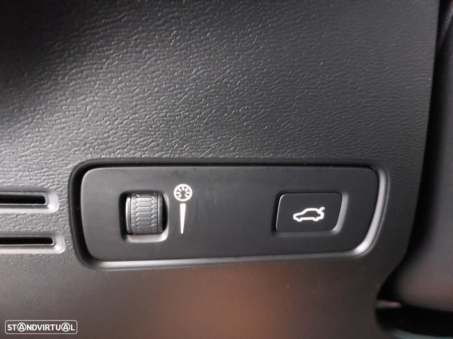 Volvo XC 40 2.0 D3 Momentum - 15