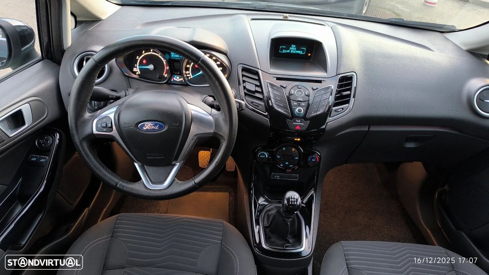 Ford Fiesta 1.0 Ti-VCT Titanium - 9